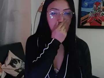 Stripchat Free Live Porn of Suzanne_abbey
