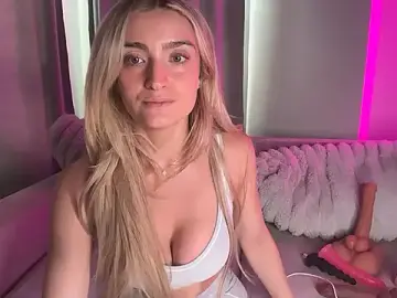Stripchat Live Sex Cam of meggsworld