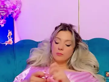 Stripchat Free Live Porn of AriannaSins