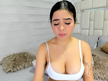 Stripchat Live Porn of clytiia_