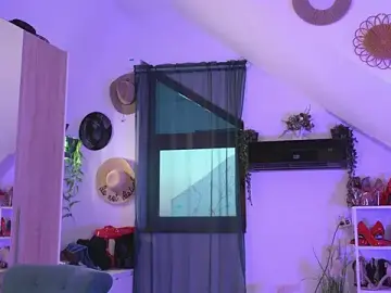 Stripchat Free Porn Cam of Amaliamour