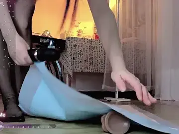 Stripchat Watch Live Sex Cams of noomi-1111