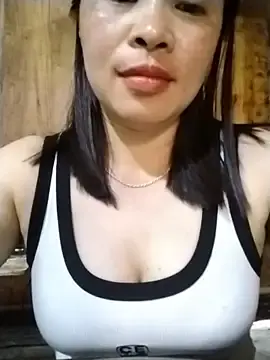 Stripchat Adult Webcam of Lya_hott