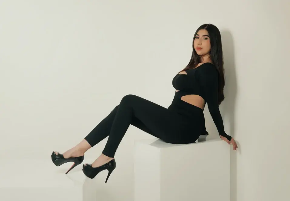 MayaMoretti_