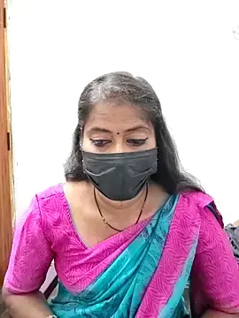 Stripchat Adult Webcam of tamil_Sigappu_Roja