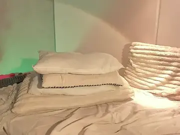 Stripchat Live Sex of angeline-777
