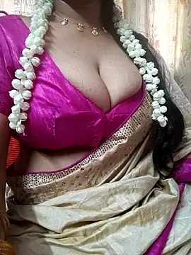 Stripchat Adult Webcam of tamil_paalkova