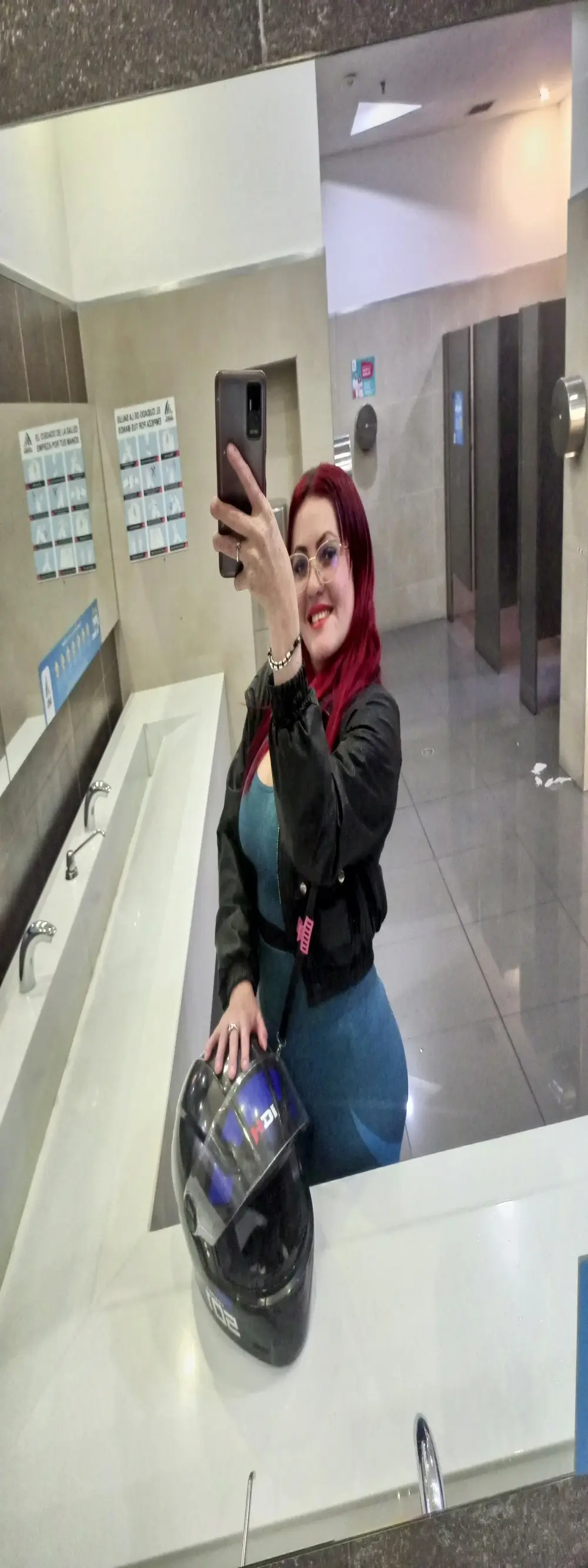 carolinhe26