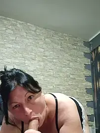 Stripchat Sex Cam of LeillaaX