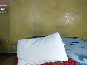 Stripchat Watch Live Sex Cams of LilyQueen_cg