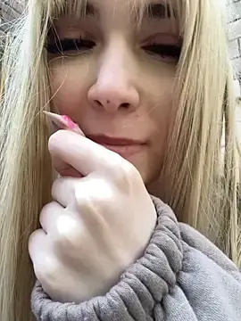 Stripchat Adult Webcam of MarlboroWeb