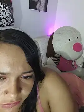 Stripchat Adult Webcams of ebonysummer_