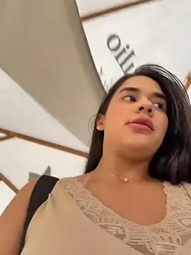 Stripchat Free Live Porn of BellaLeclair