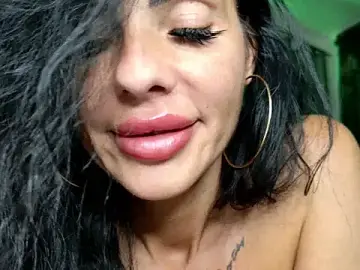 Stripchat Live Sex Cam of Elle_Vie