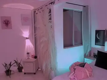 Stripchat Free Live Porn of Sussy_Bell01
