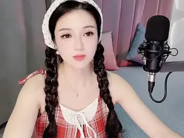 Stripchat Nude Webcam of Momo-Wow