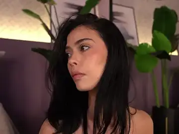 Stripchat Live Sex Cam of ElleDiane