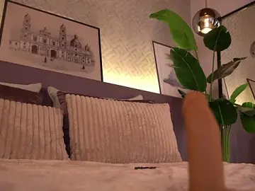 Stripchat Watch Live Sex Cams of ElleDiane