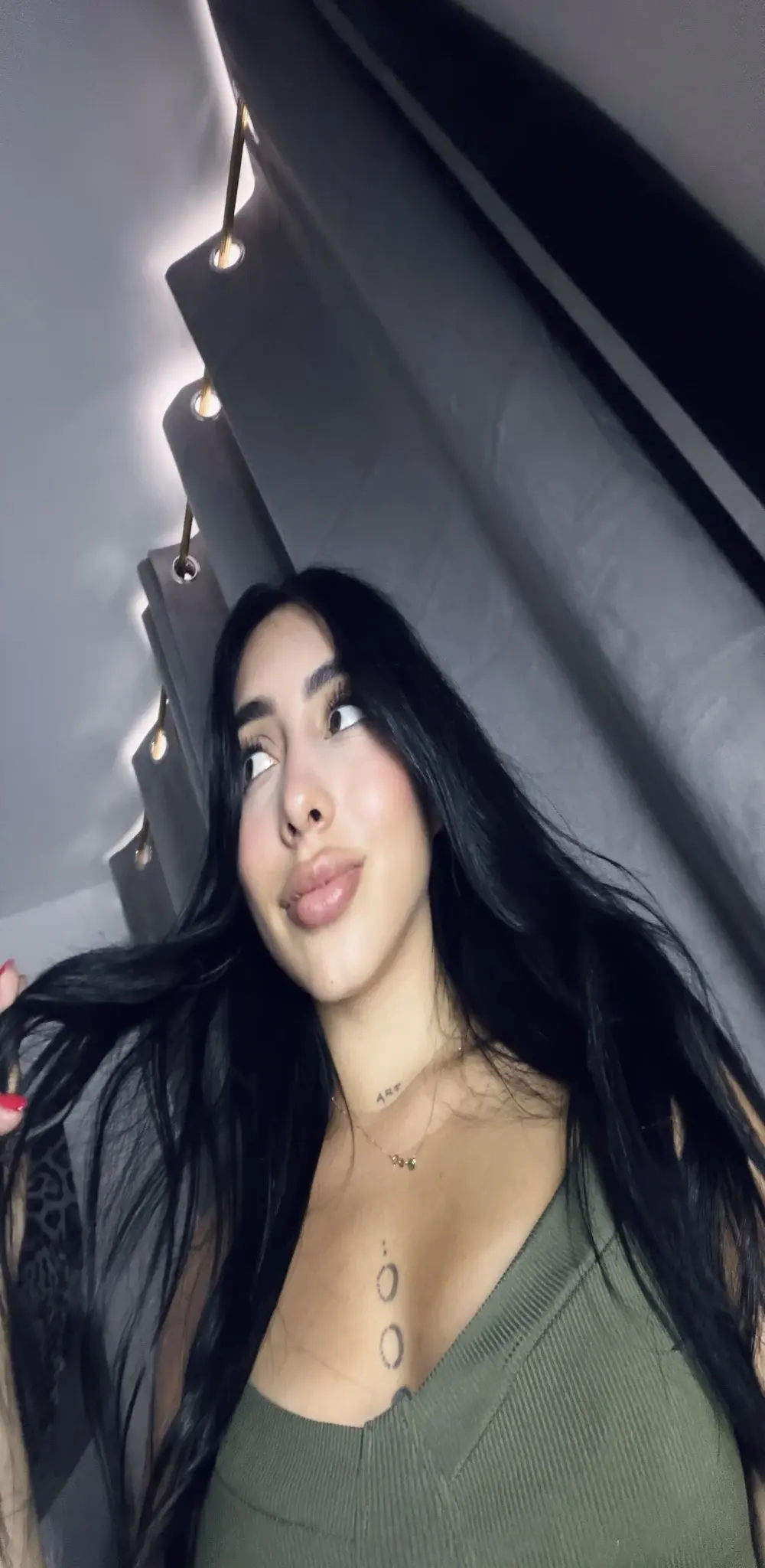 IsabellaNoir_