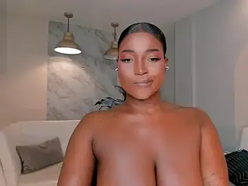 Stripchat Best live sex cam show of SavannahStorm