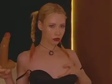 Stripchat Free Porn Cam of Lola_Gilbert