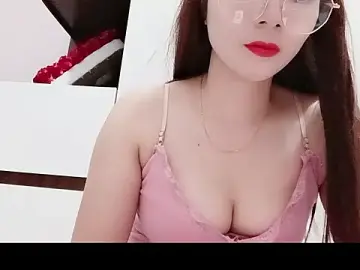 Stripchat Live Sex Cam of Micky-love