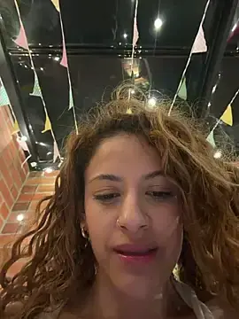 Stripchat Sex Cam of alana15