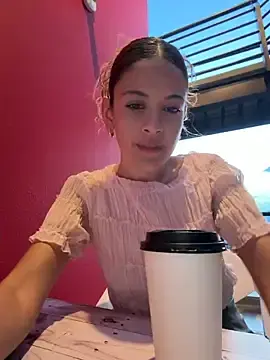 Stripchat Sex Cam of alana15