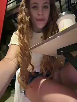 Stripchat Best Webcam of alana15