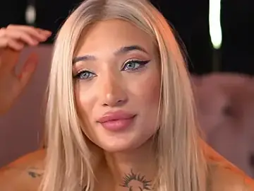 Stripchat Free Porn Cam of SiennaJayden