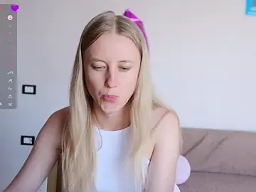 Stripchat Live Sex of AngeelLina