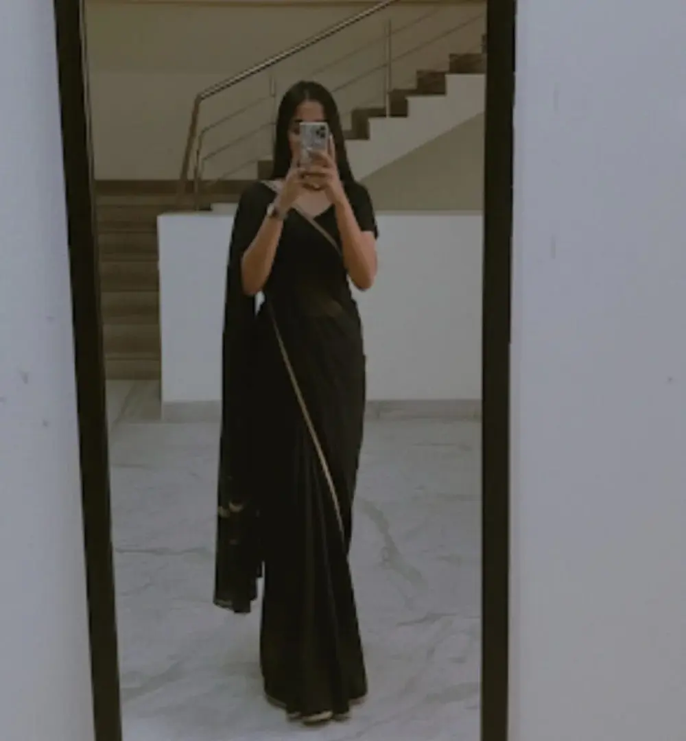 Himani_0122