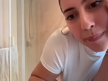 Stripchat Sex Cam of sieeena