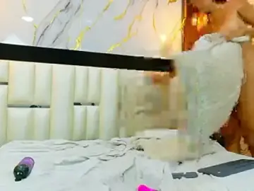 Stripchat Free Live Porn of JanneCooper