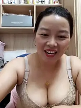 Stripchat Live Sex Cam of Jennie_dogy