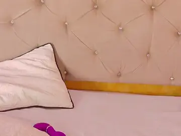 Stripchat Best live sex cam show of amabel_zambrano