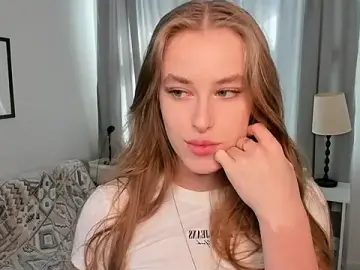 Stripchat Live Sex Cam of JanieThoben