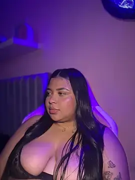 Stripchat Sex Chat of Emily_Cooper7