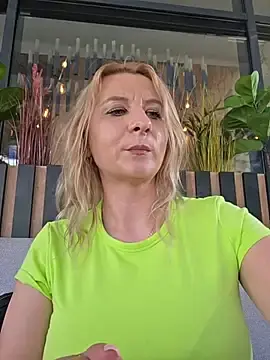 Stripchat Sex Cam of KaylinJan
