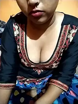 Stripchat Sex Cam of Sexy_Divya__