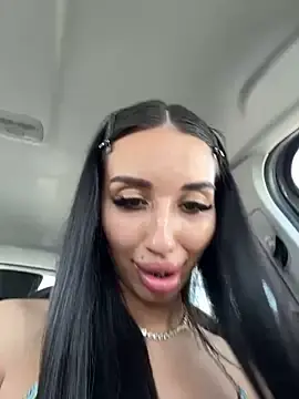Stripchat Live Sex Cam of BlueEyes_BB