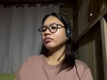 Stripchat Adult Webcam of SalleyRoloff