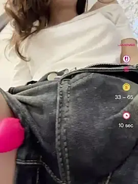 Stripchat Live Sex Cam of meimei_x