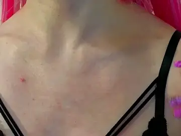 Stripchat Sex Cam of KandraCruser