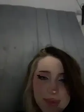 Stripchat Free Porn Cam of Melissa_cum