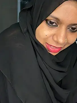 Stripchat Live Porn of Malika_Secrets
