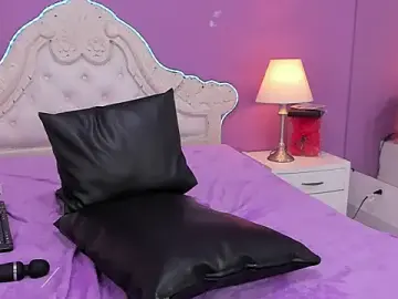 Stripchat Free Live Porn of YayaQueen