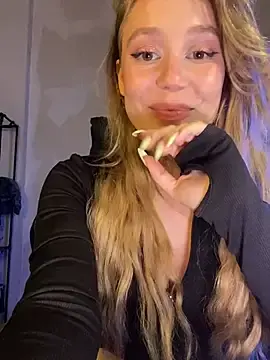 Stripchat Live Porn of meanexx