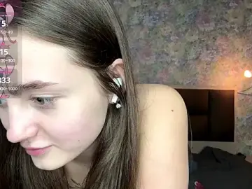 Stripchat Adult Video Chat of LoraDavi