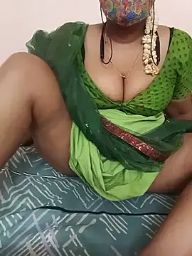 Stripchat Live Porn of baby_queen886